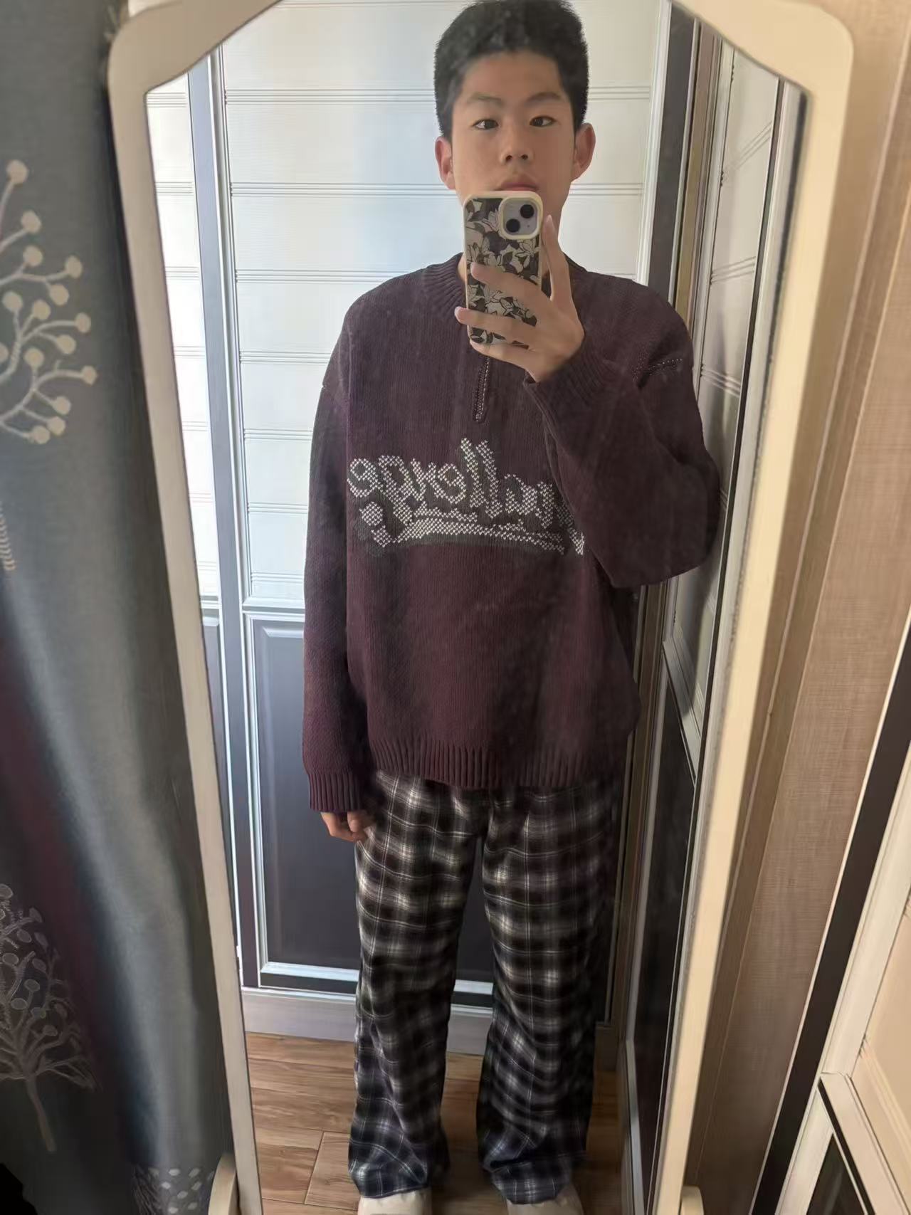 龚睿-公猪日常陪伴